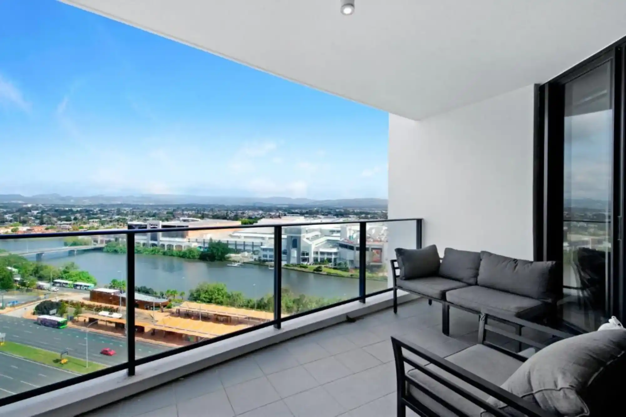 How much do apartments in Sierra cost