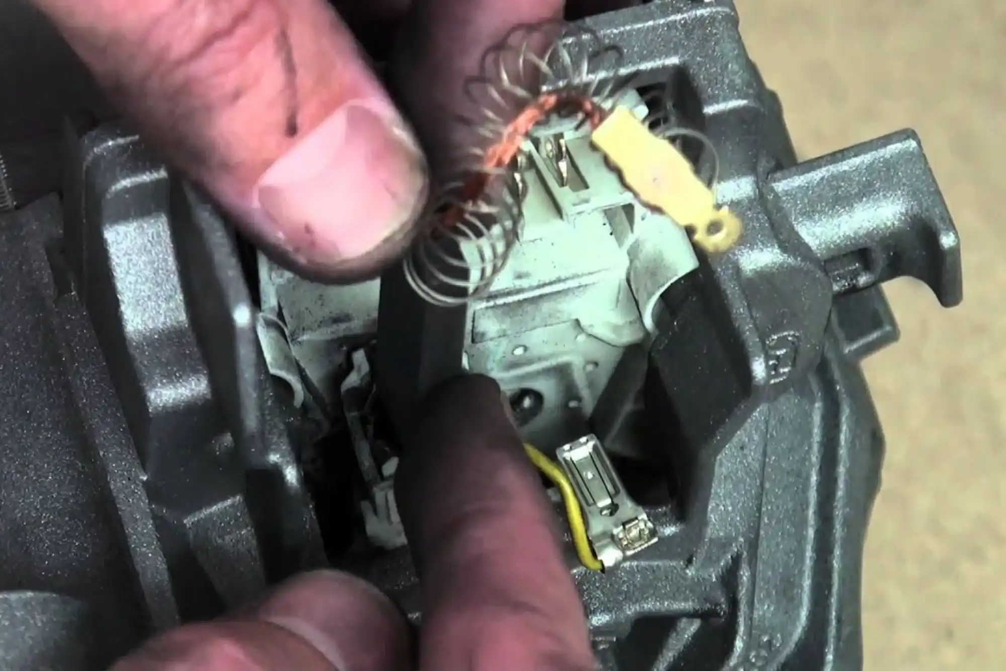 How to Repair Washing Machine Motor Brushes
